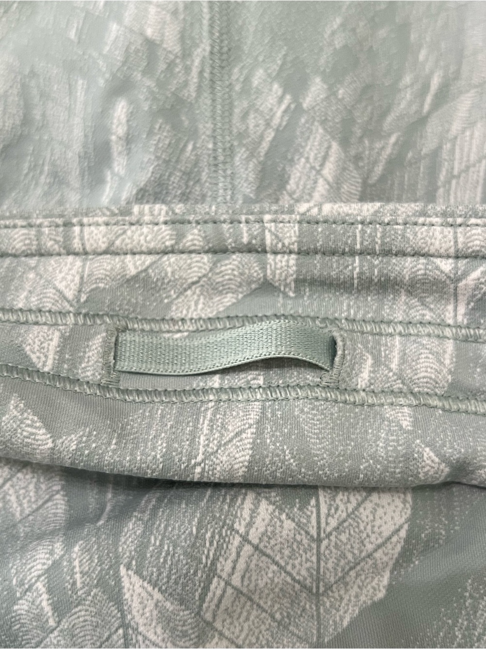 Lululemon Swift Speed High-Rise Short 8" Reverberate Chevron Jacquard Size 8 - Picture 11 of 12